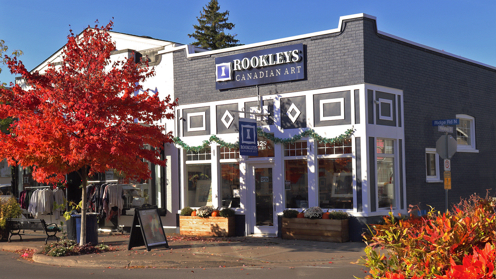 Rookleys Canadian Art Storefront in Fall