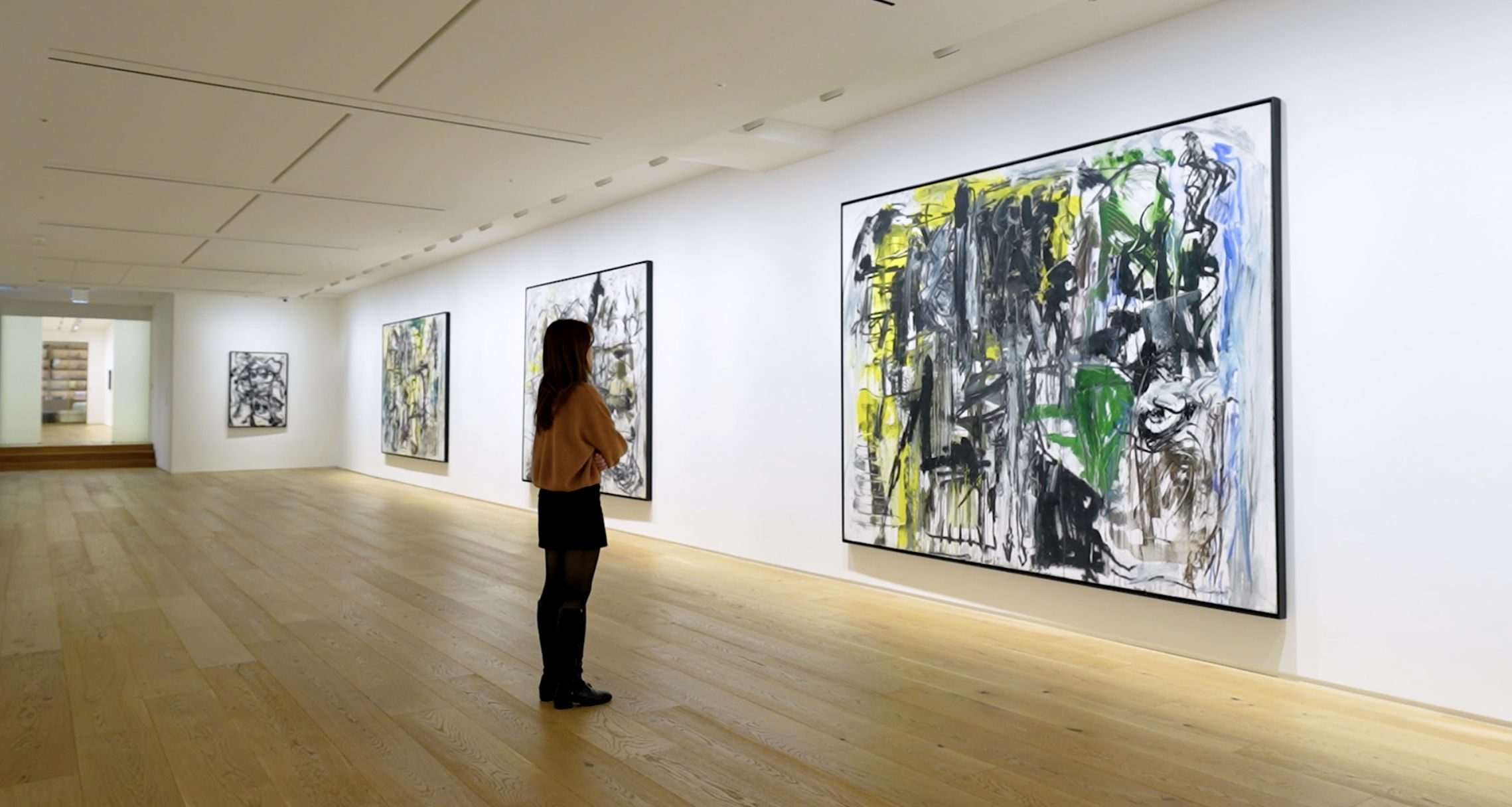 Watch a video of the exhibition 전시 영상을 감상하세요