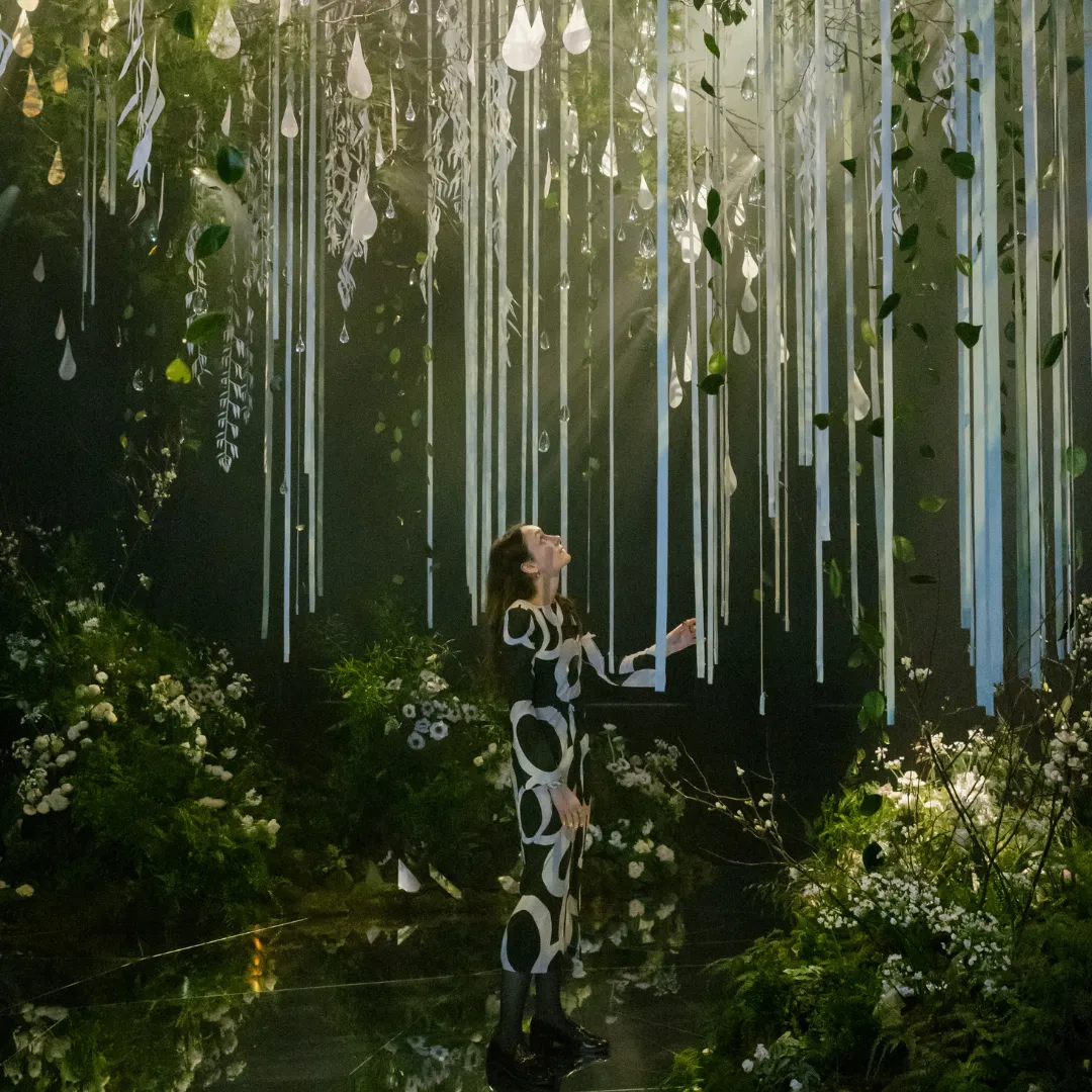 Veevers Carter Veevers Carter creates immersive, sculptural floral installations that blend nature and art for London&rsquo;s leading venues and influential...