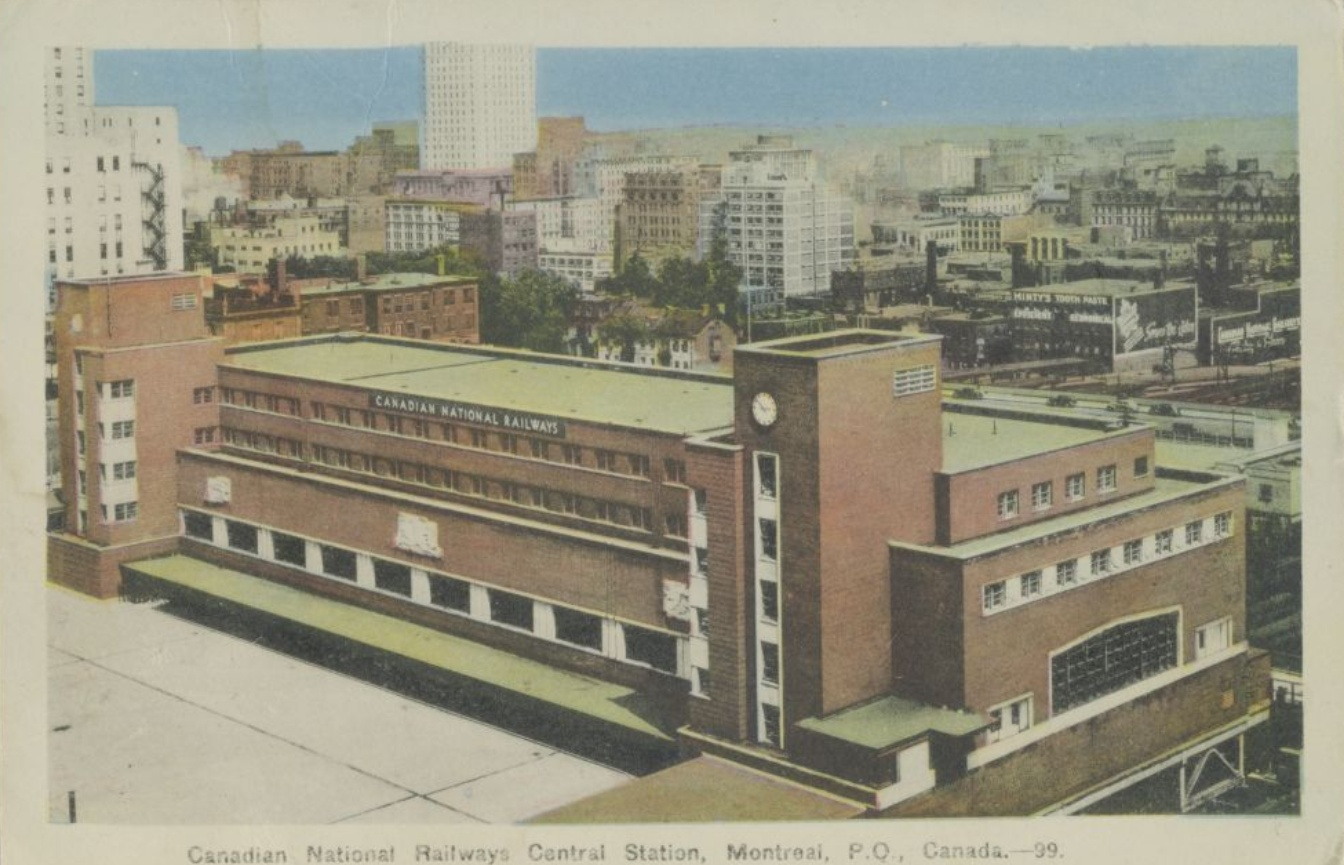Postcard of Central Station. Canadian National Railways Central Station, Montreal, P.Q., Canada - 99, Ottawa: Photogelatine Engraving Co. Limited, [194-?], Biblioth&egrave;que et Archives nationales du Qu&eacute;bec, No. CP 031327