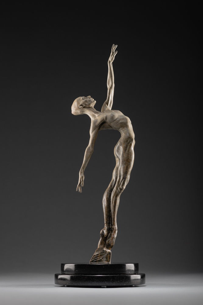 Richard MacDonald, Allonge Female, Atelier, 2013 | The Art of