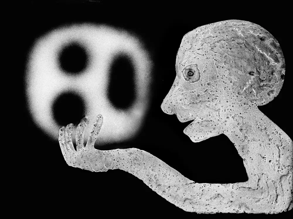 Roger Ballen, Amulet, 2011