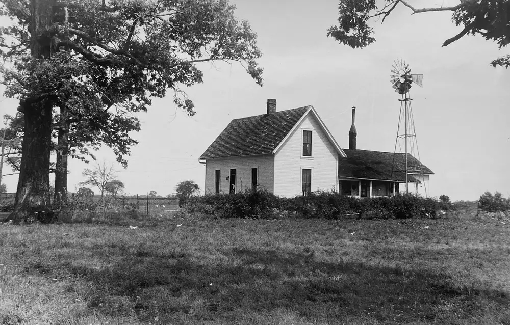 Ben Shahn, Farmhouse in central Ohio, 1938
