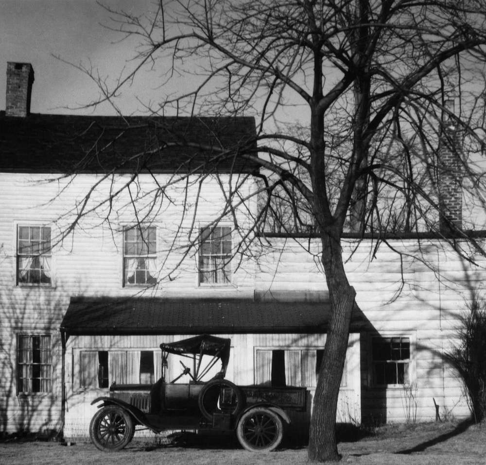 Walker Evans - Fish Market Near Birmingham, Alabama