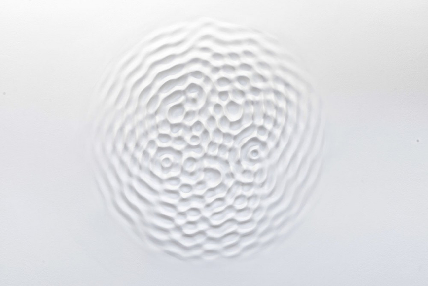 Loris Cecchini_Wallvave Vibration