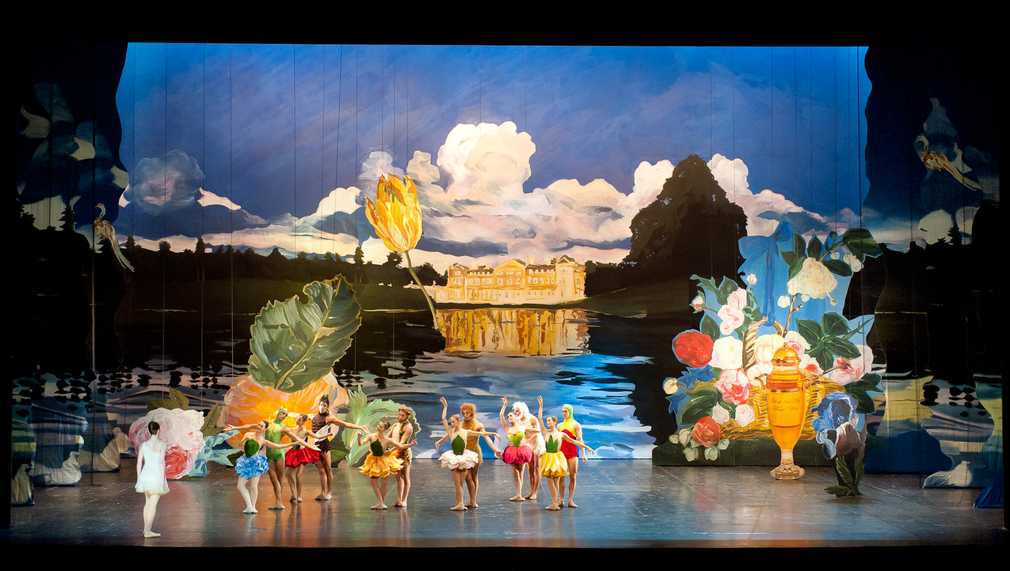 Pych&eacute;, Ballet De L&rsquo;Op&eacute;ra National de Paris, Sets by Karen Kilimnik