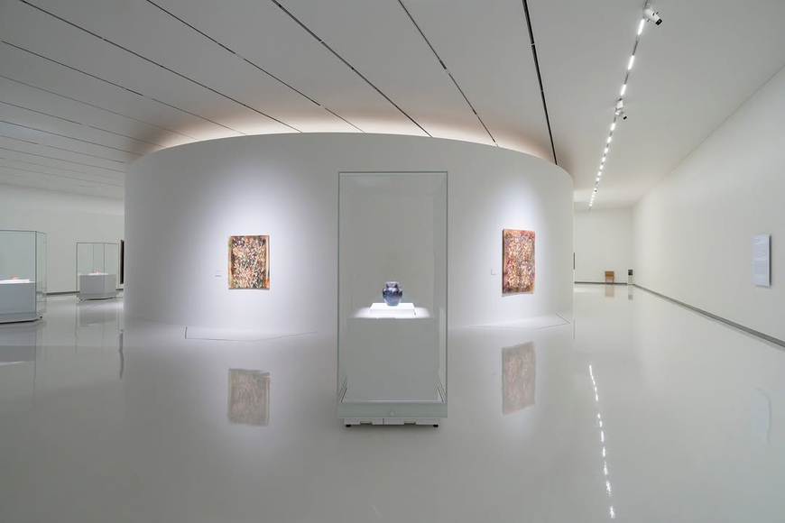 Installation view: Sam Falls, SIMOSE New Collection Exhibition, Simose Art Museum, Hirsohima, October 7, 2025 &ndash; February 1, 2026.