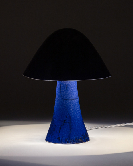 Illuminated lamp with blue raku glaze