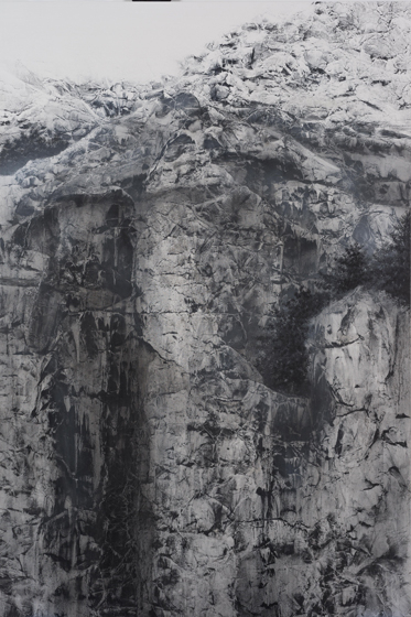 Hiroshi Senju, Cliff #29, 2015, acrylic and natural pigments on Japanese mulberry paper