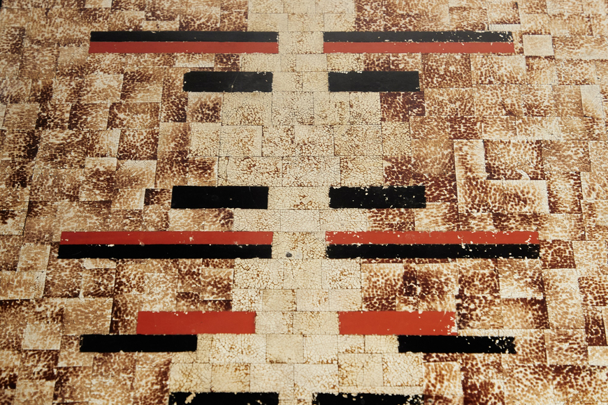 dunand eggshell table