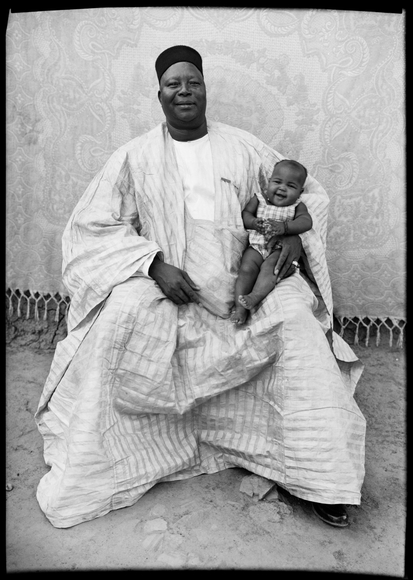 Seydou Ke&iuml;ta Untitled portrait,1950s.