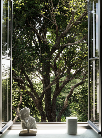 Giuseppe Lo Schiavo&nbsp;, Dimitra and the Garden,&nbsp;