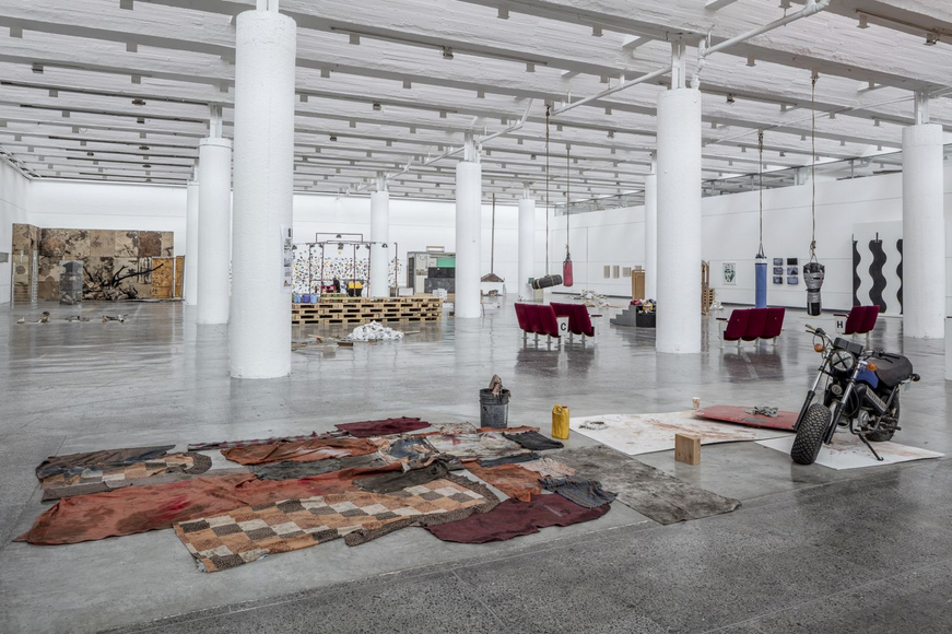 abraham cruzvillegas, activities calendar&nbsp;autorreconstrucci&oacute;n: detritus, muca, ciudad de m&eacute;xico, 2018