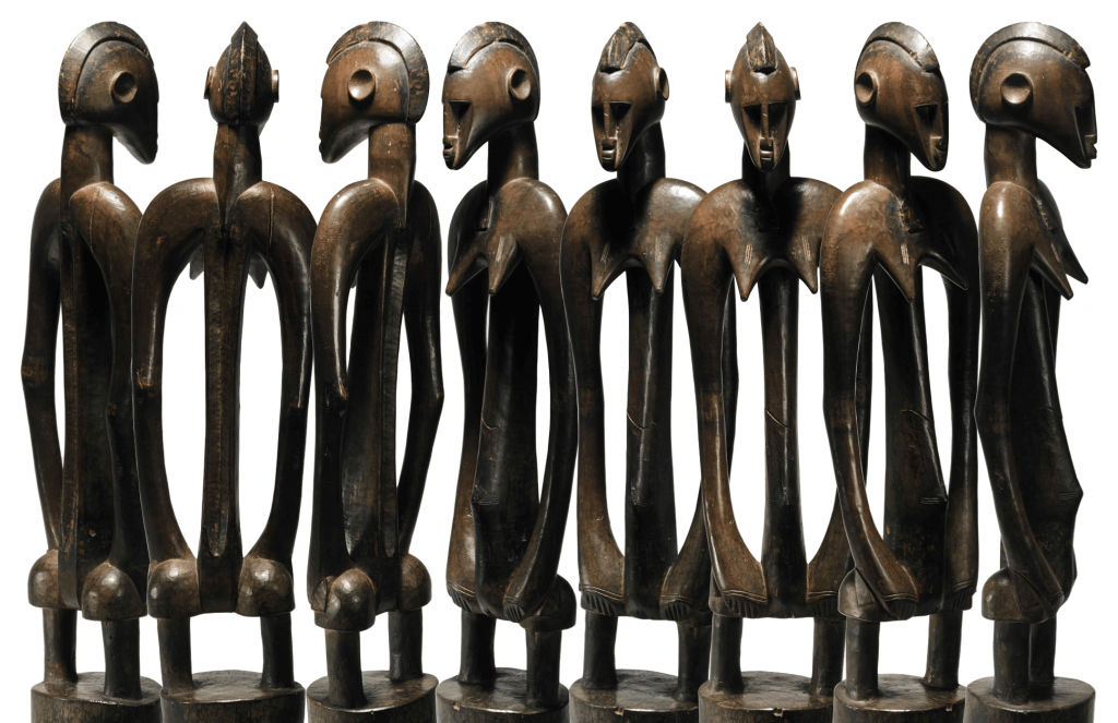 Senufo figure (lot 48). Height: 92 cm. Image courtesy of Sotheby’s.