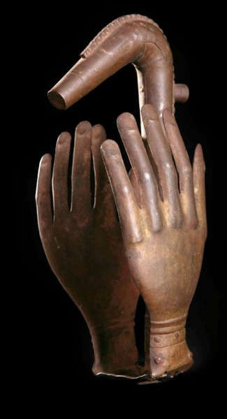 Object of the day: a Fon asen element