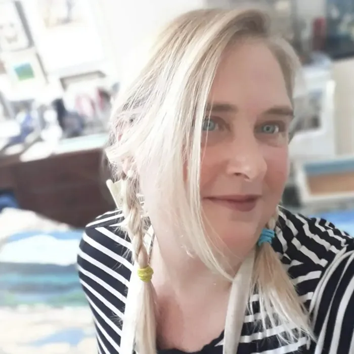 At the crossroads of impermanence, beauty remains