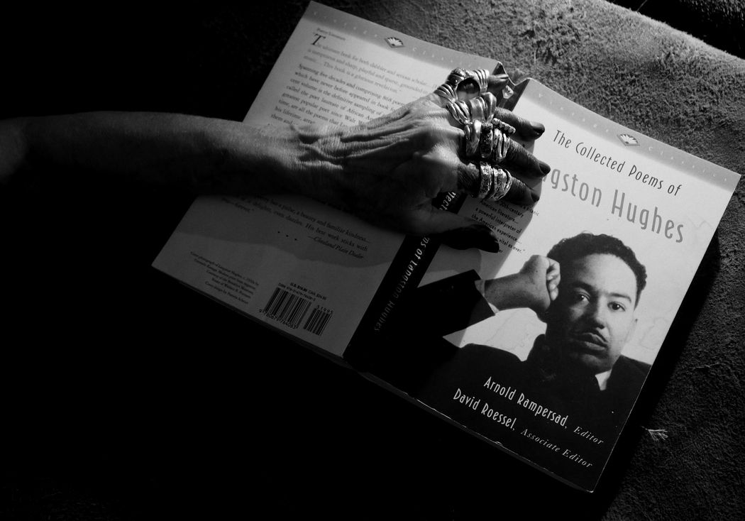 CAECILIA TRIPP, SLEEPING WITH BOOKS 2011 - 