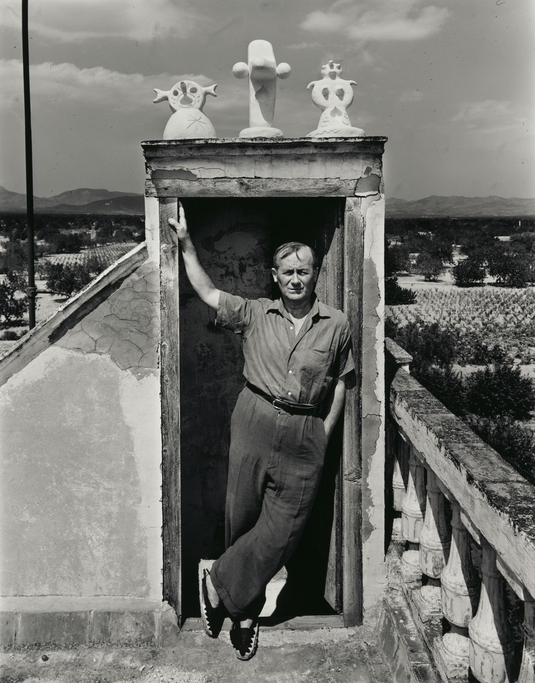 Irving Penn Joan Mir&oacute; on His House Roof, Tarragona, Spain, 1948 Gelatin silver print 33.97 x 26.67 cm (13.37 x...