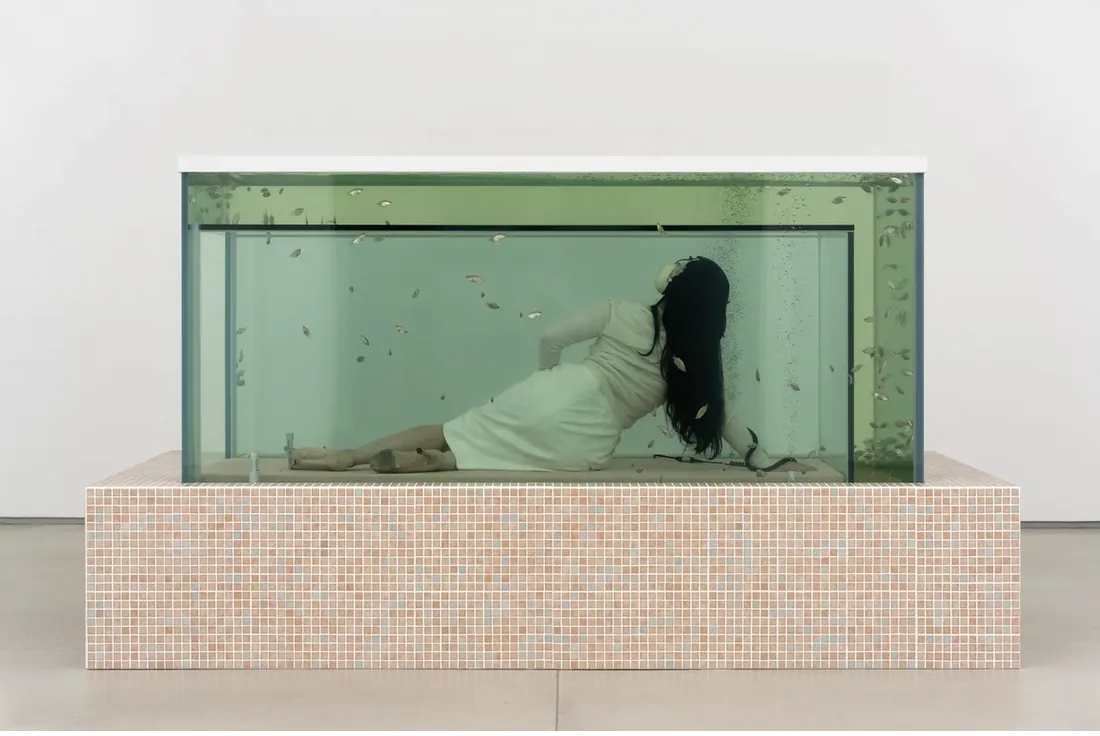 Ariana Papademetropoulos Water Based Treatment, 2026 Fish tank, mattress and headphones 157 x 284 x 185 cm © Ariana Papademetropoulos...