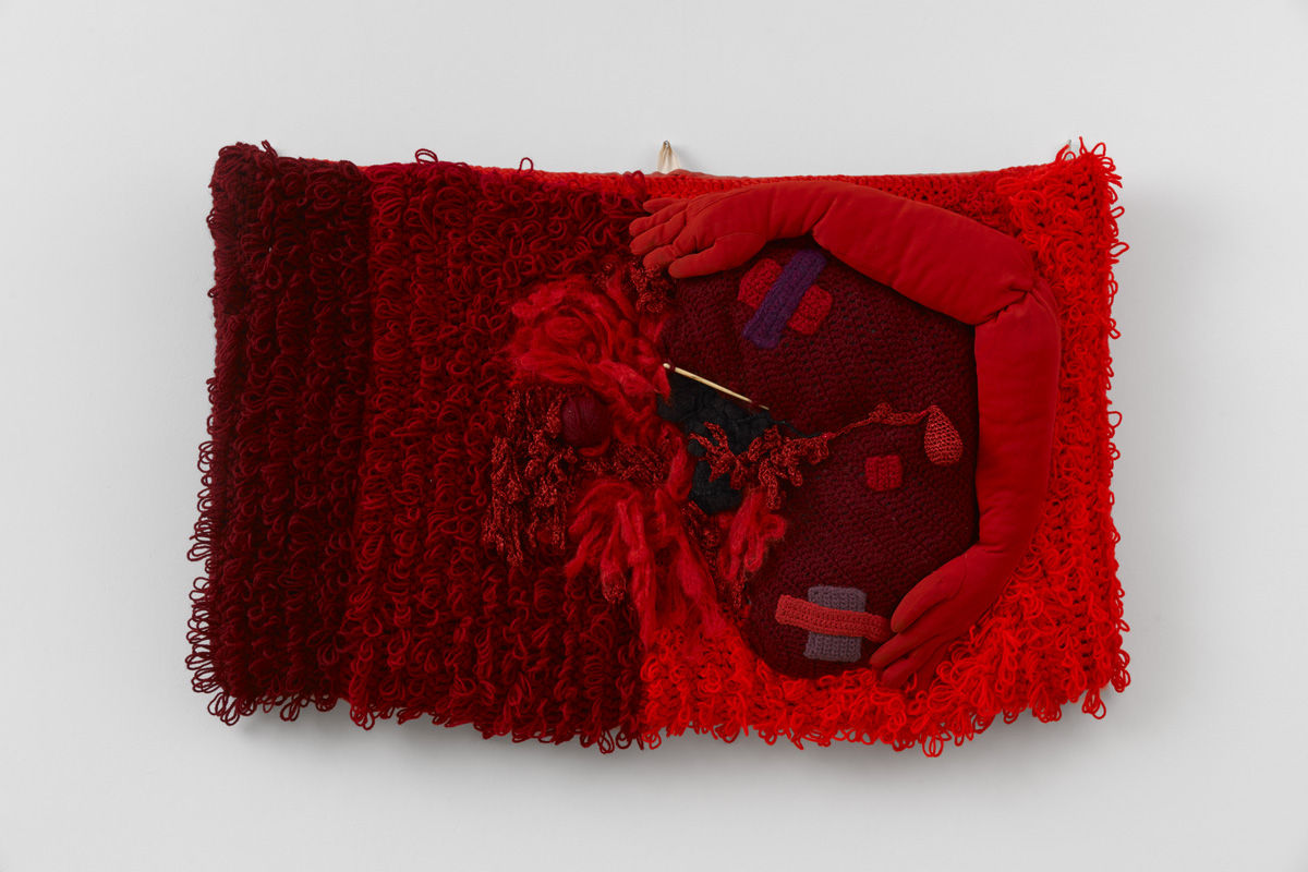 Su RICHARDSON Broken Heart Rug, 1982 Wool, cotton and lurex 100 x 160 cm approx.