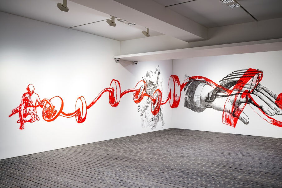 Brique: Nalini MALANI