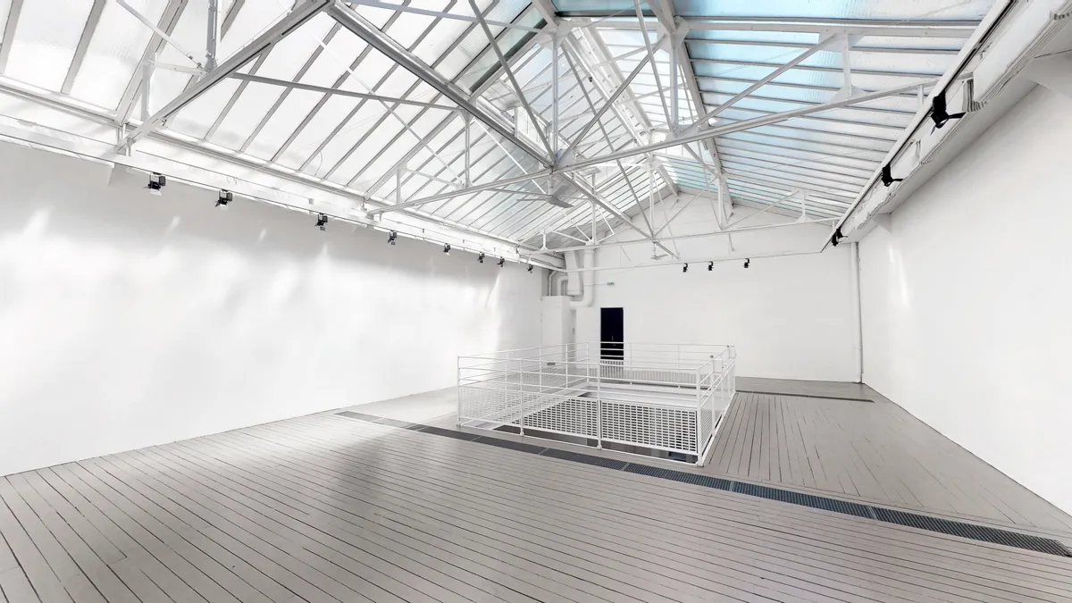 FERMETURE FASHION WEEK | 17 rue des Filles du Calvaire