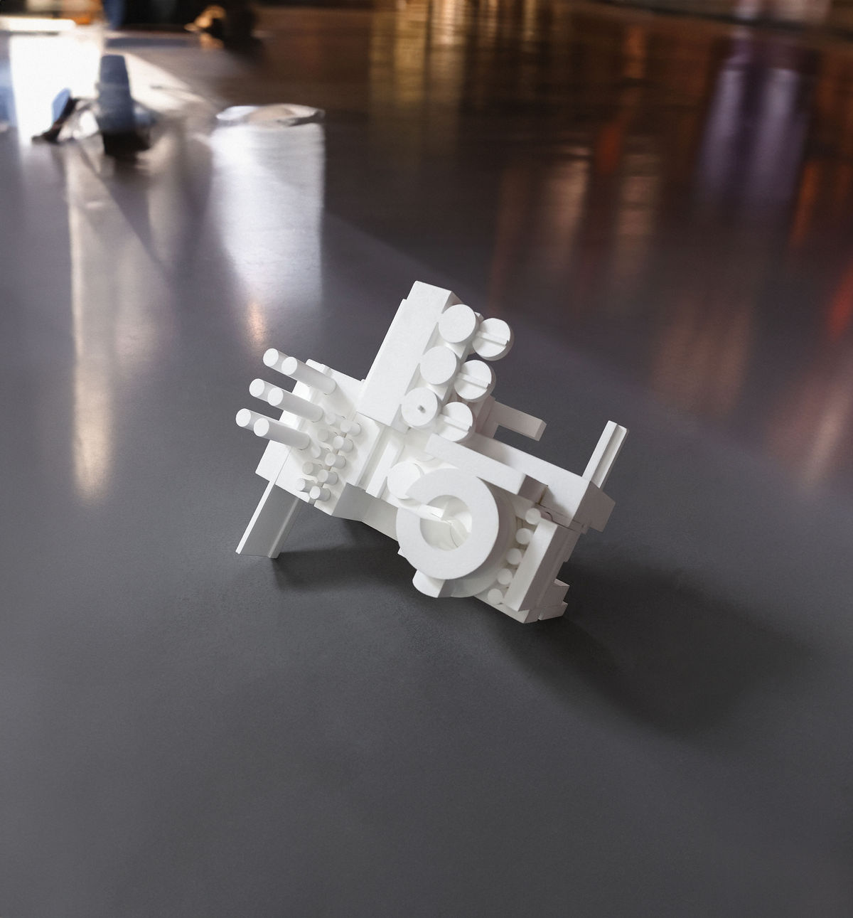 Helmuth Gsöllpointner. Variable Objekte und Stabräume