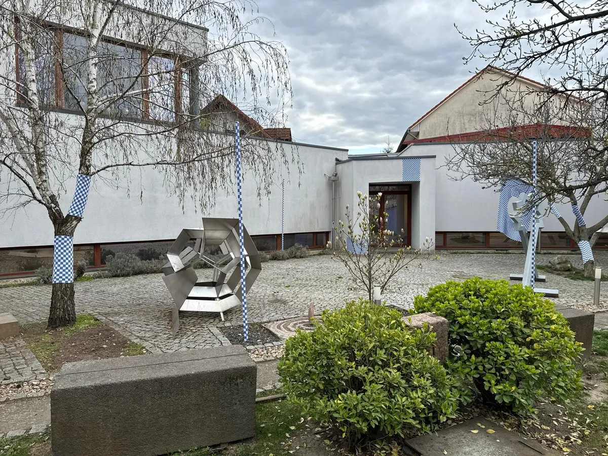 More Real Than Nature Victor Ciato, Ioan Sbârciu, Radu Comșa, Simion Cernica, Leonard Silaghi, Maxim Liulca, Oana Năstăsache, Norbert Ștefan, and Mihaela Hudrea