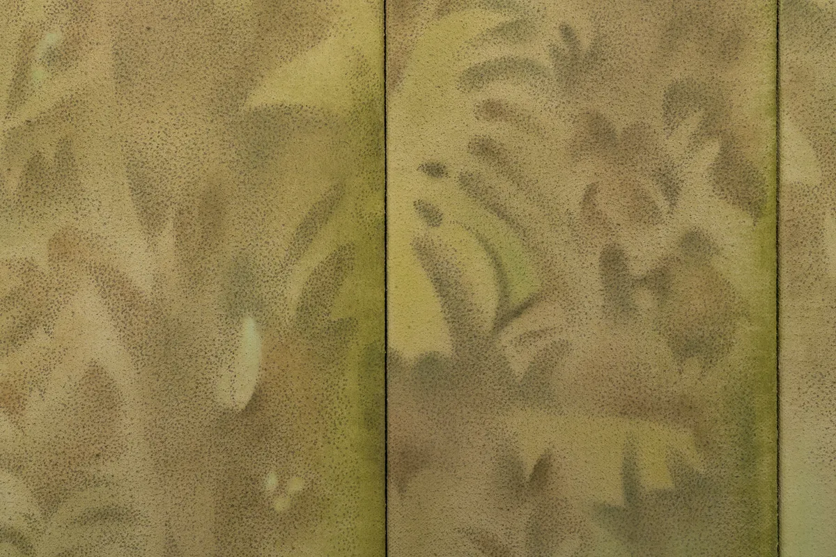 Xiaochi Dong Leaves Leave