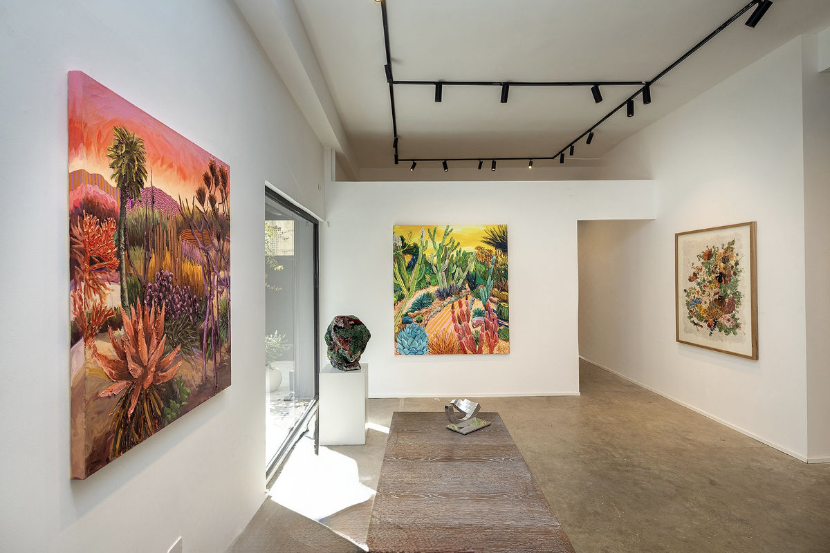 What Grows Despite Group Show