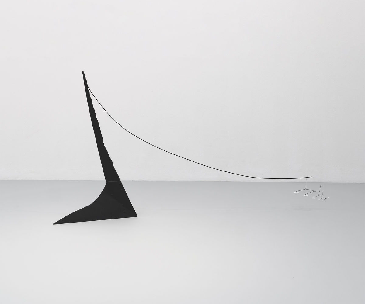 Calder: Extreme Cantilever