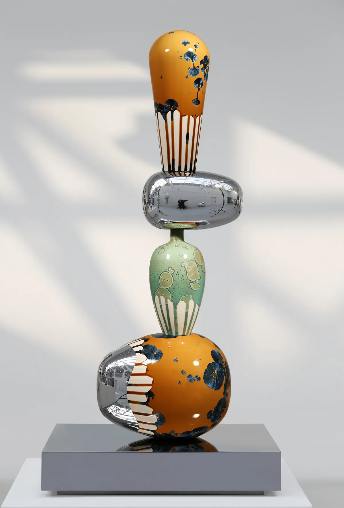 Art Paris 2026 E22展位｜李鴻韋、何鳳蓮、趙趙