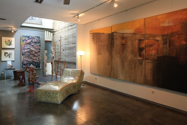 Entrance foyer of John Mcglynn's house