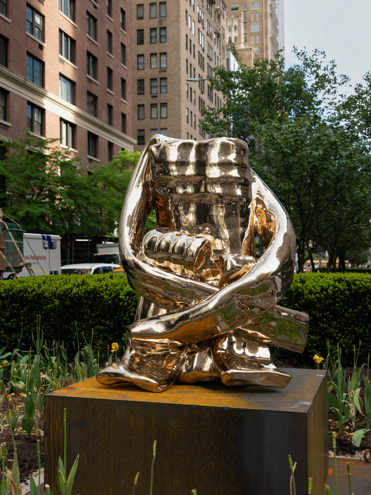 Alma Allen on Park Avenue | May 2 – August 31, 2025 | Kasmin Gallery