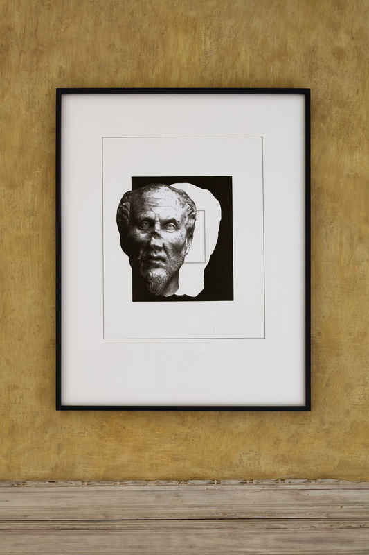 An image containing an installation view of an exhibition by Giulio Paolini