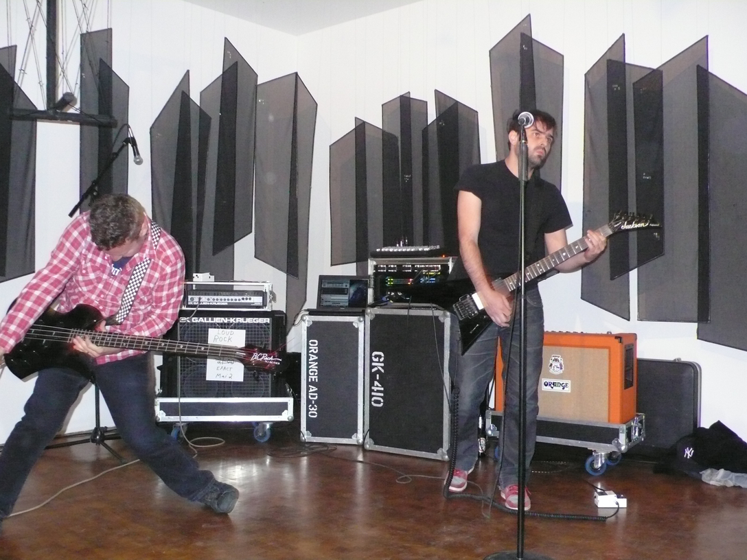 Radio Three on the Tree in the Light of the Dark Black Night Nathan Carter