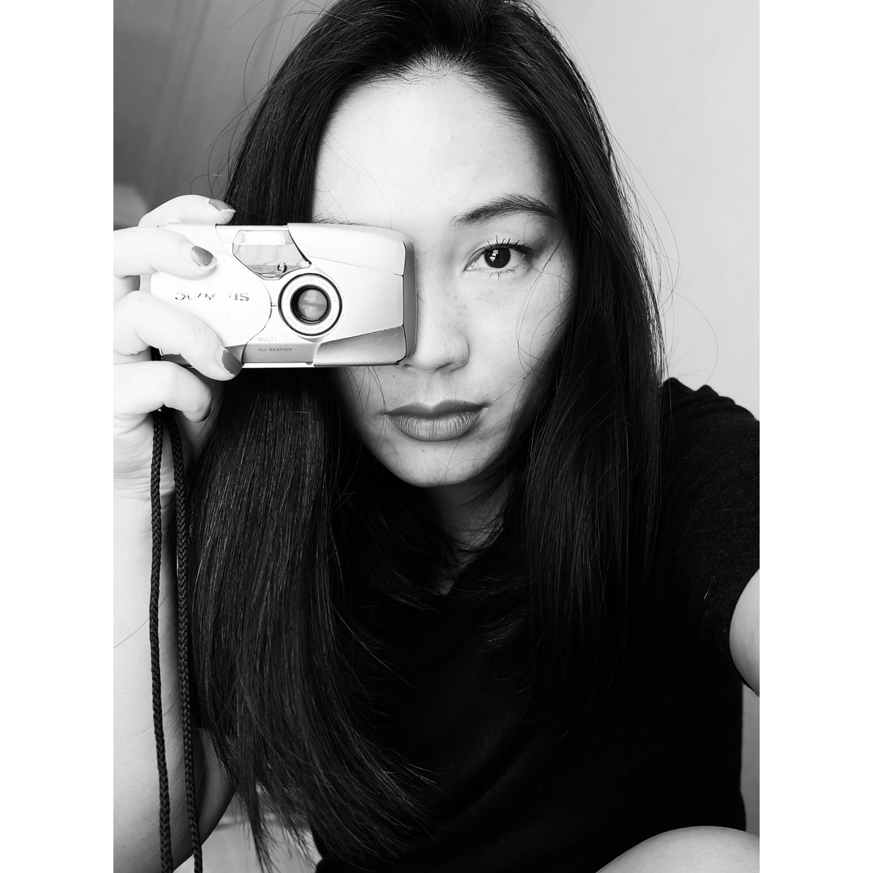 Luo Yang Born in the 1980s, Liaoning, China.Lives and works in Beijing and Shanghai, China. As a photographer, she's been...