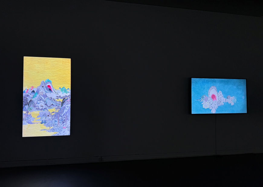 元漱＿袁慧莉的身・筆・墨，展場照，2024，高雄市立美術館，高雄，台灣。藝術家提供。 Essence Ablution: Inks, Brushes and Embodiment of YUAN Hui-Li’s Shanshui Painting, installation view, 2024, Kaohsiung Museum of Fine Arts, Kaohsiung, Taiwan. Courtesy of the artist.