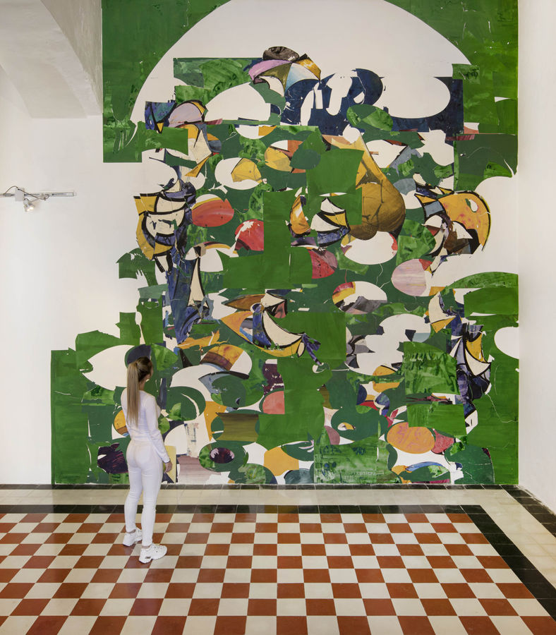 BATH | Acrylic on paper mounted on wall 500 x 524 cm (196.8 x 206.2 inches)