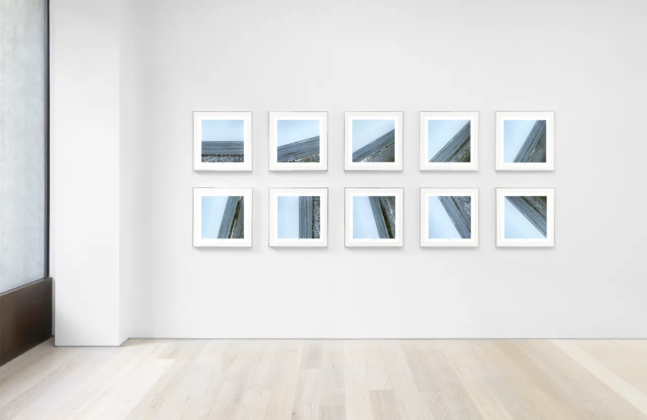 Jan Dibbets, Sea 0°-135°, 2009