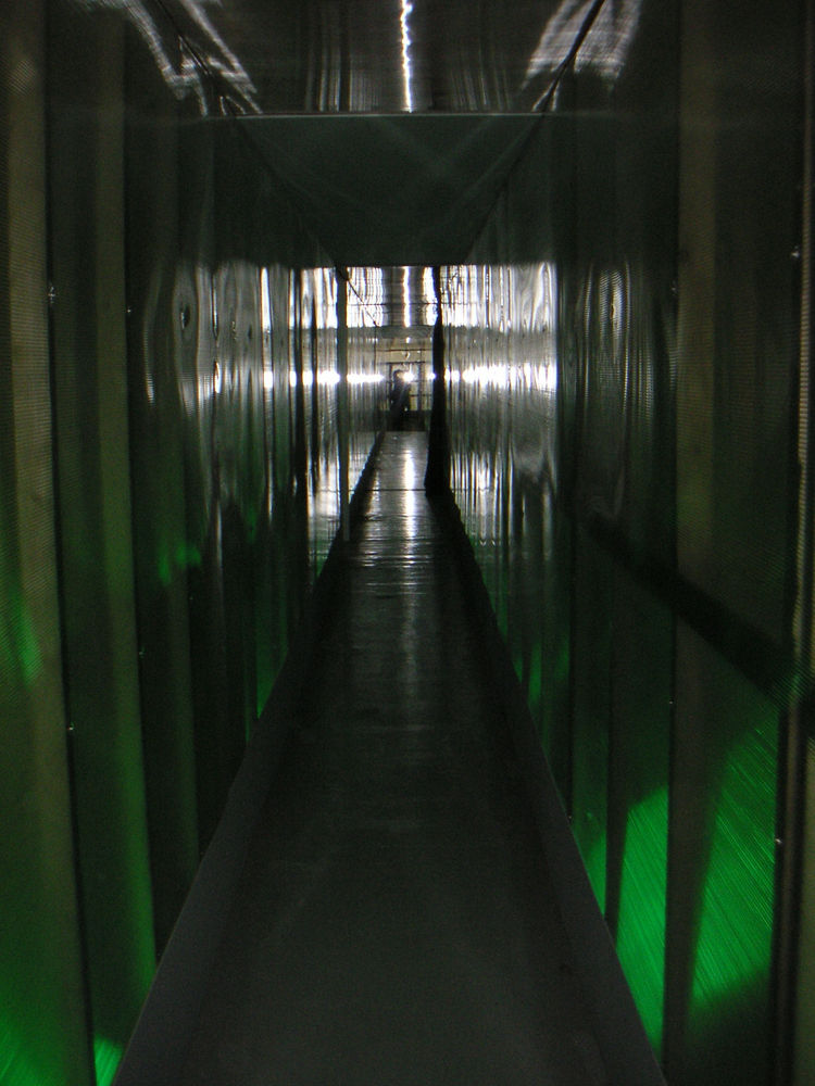 Boost in the Shell - The Pursued: exhibition view at De Bond, Bruges, 2005.