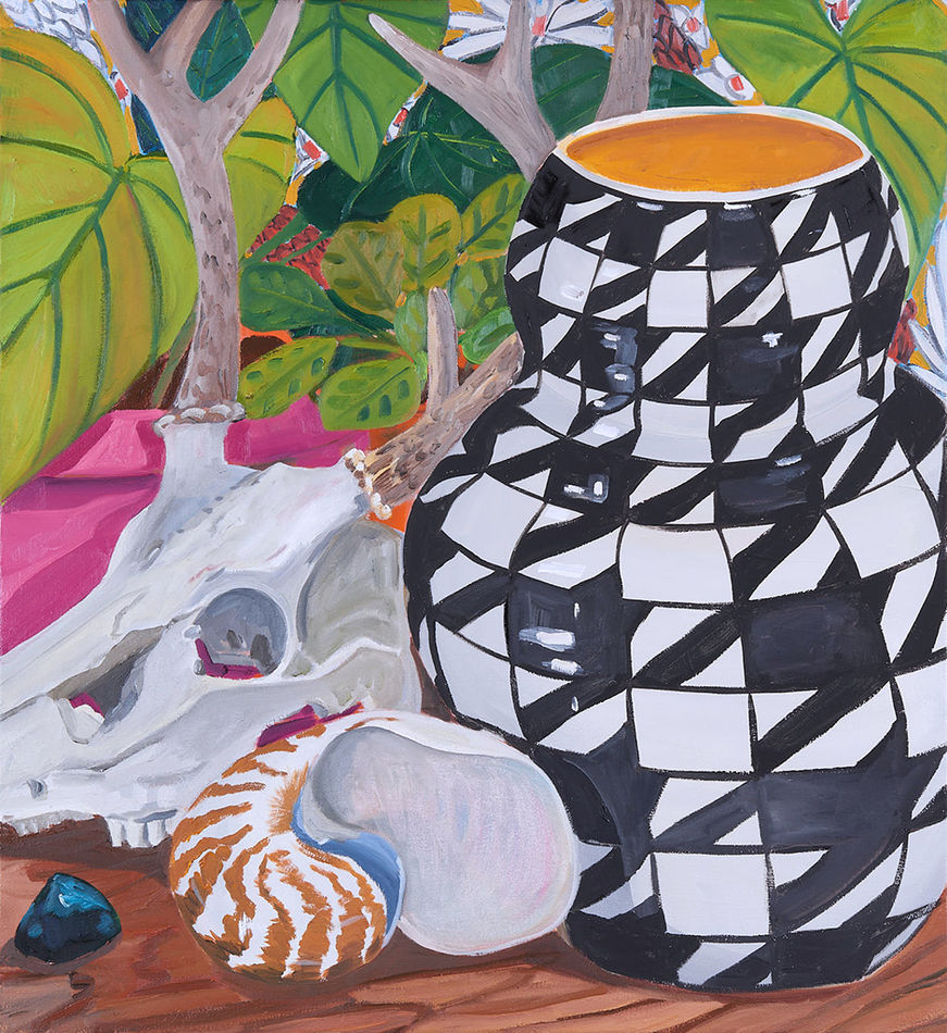 Anna Valdez, Houndstooth Vessel with Deer Skull, 2020