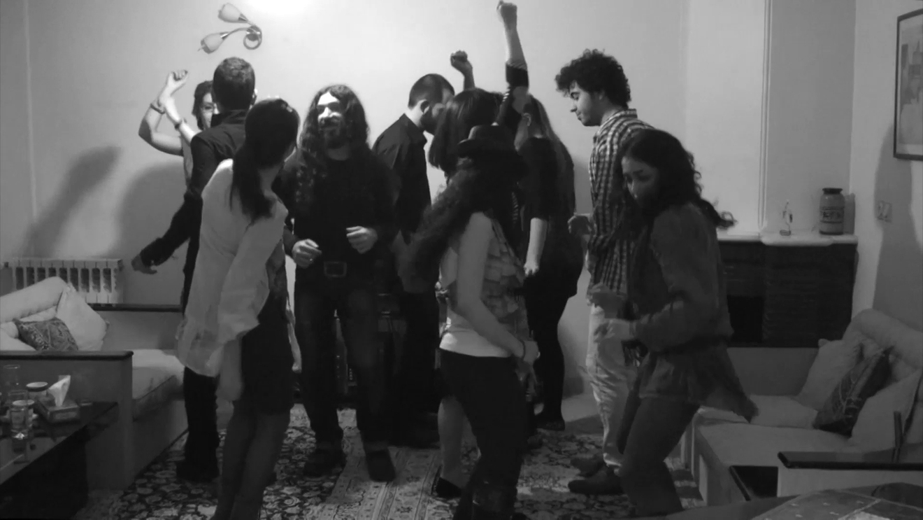 Anahita Razmi, Domino dancing, 2014