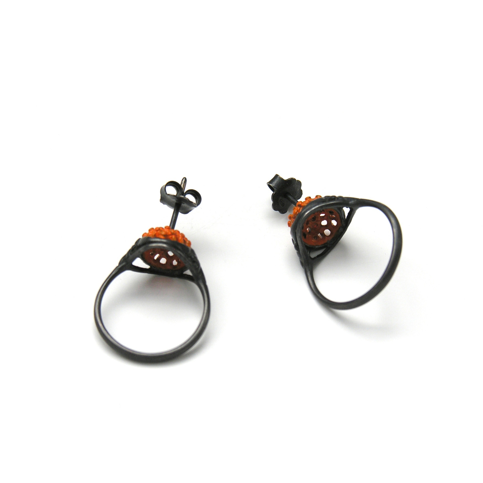 Manon van Kouswijk, Earrings, 2010