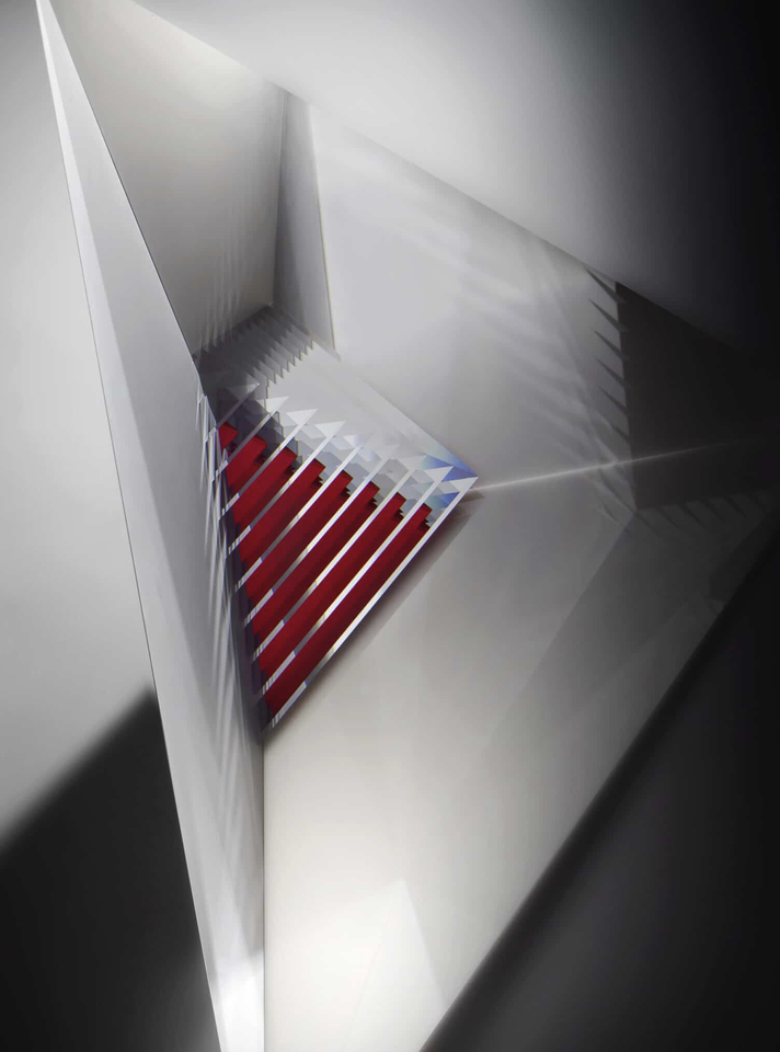 Oliver Lesso, Red Echo Pyramid