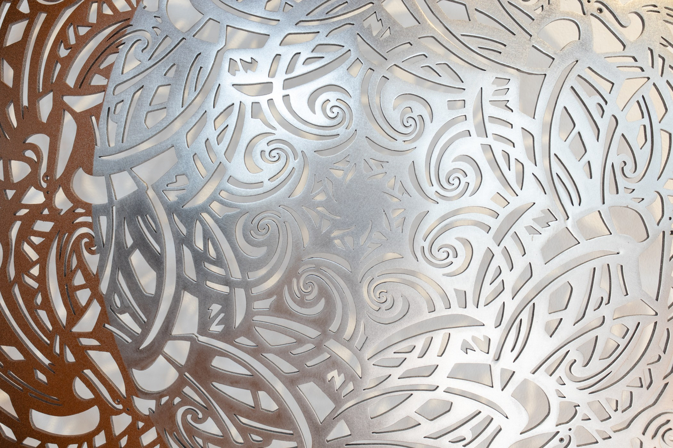 Michel Tuffery, Ngā Manu Valu (Waxing Gibbous Moon), 2024