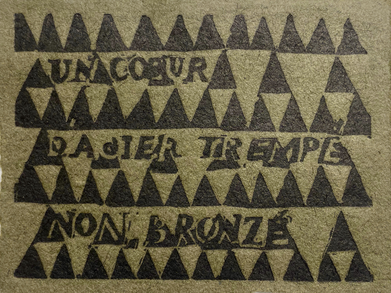 Delphine D. Garcia, Un cœur d'acier trempé, non, bronzé, 2025