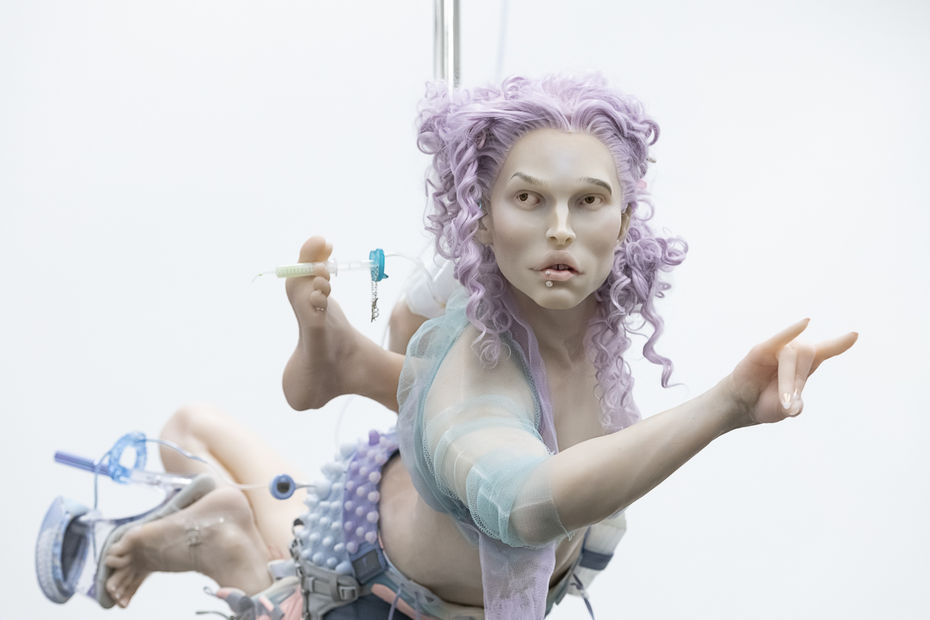 Cajsa von Zeipel, X Plus X Equals x, 2021. Installation view in Journey Through A Body, Kunsthalle Düsseldorf, Düsseldorf, Germany. Photo: Katja Illner.