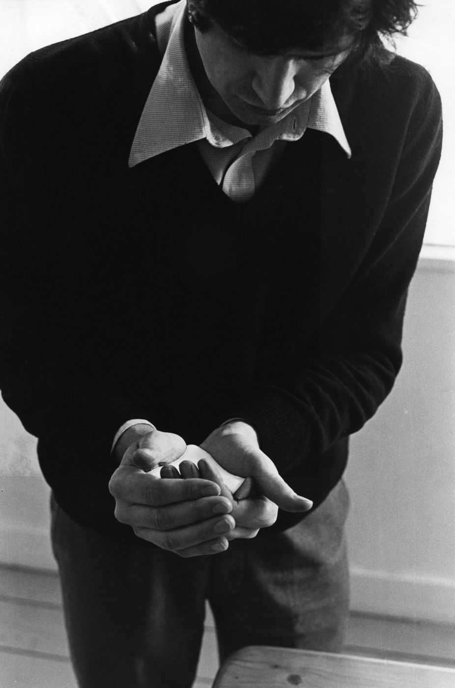 Giuseppe Penone was born in Garessio, Italy in 1947. He lives and works in Turin. Giuseppe Penone has had recent...