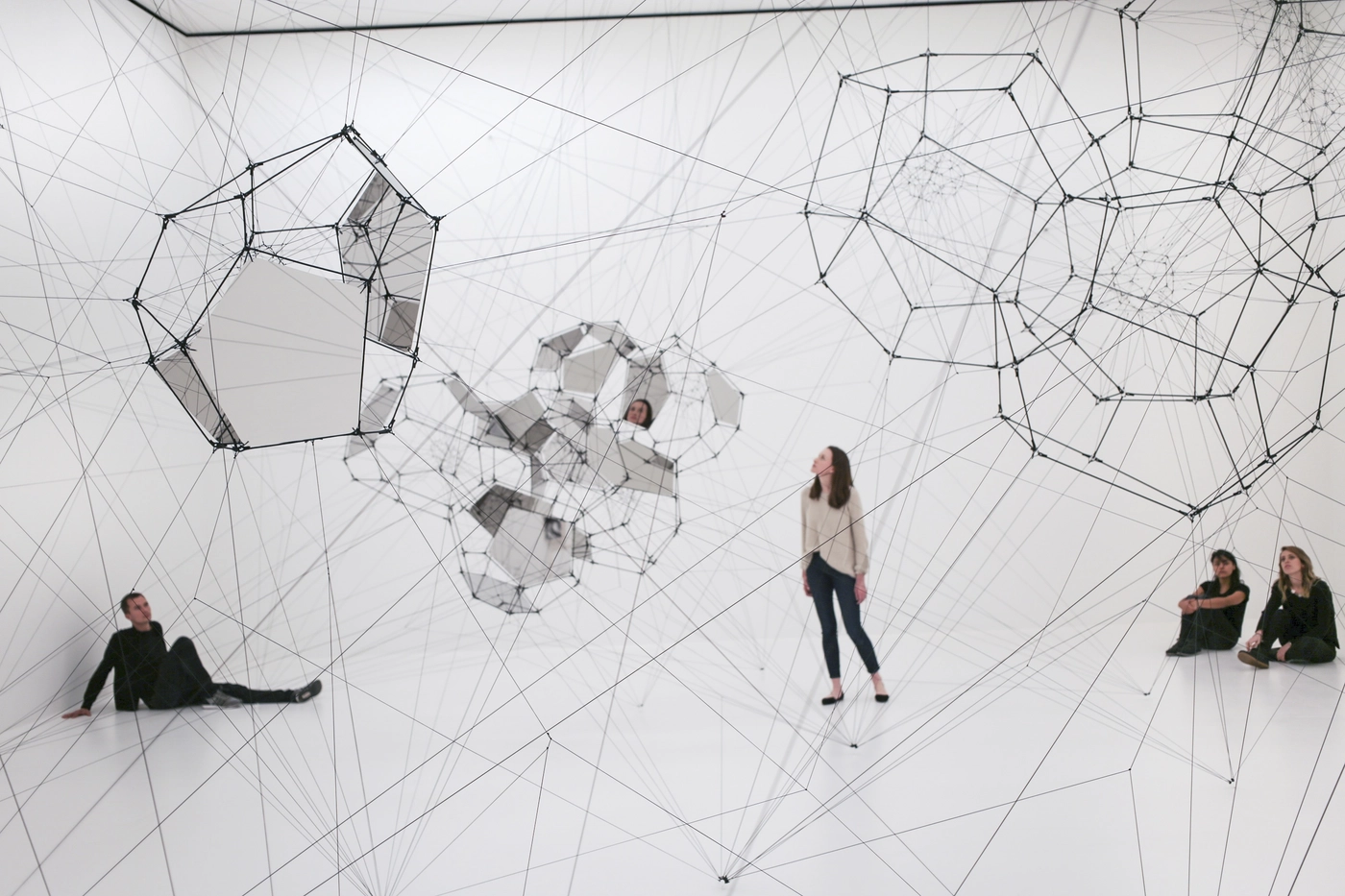 2. Toma S Saraceno Stillness In Motion Cloud Cities Installation View At The San Francisco Museum Of Modern Art December...